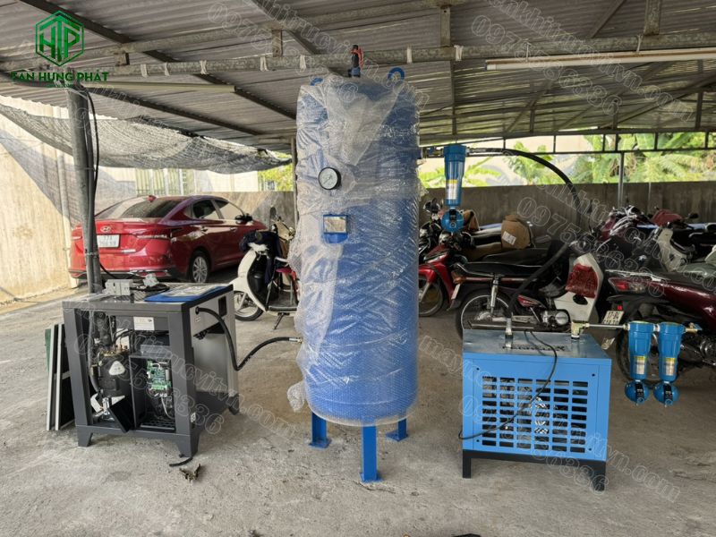 Máy sấy khô dùng để vận hành các loại máy móc chuyên dụng như máy khoan, máy phun bê tông