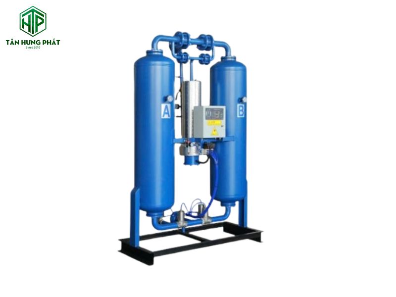 Máy sấy khí kiểu hấp thụ đảm nhiệm vai trò quan trọng là loại bỏ hơi nước lẫn trong hỗn hợp khí nén