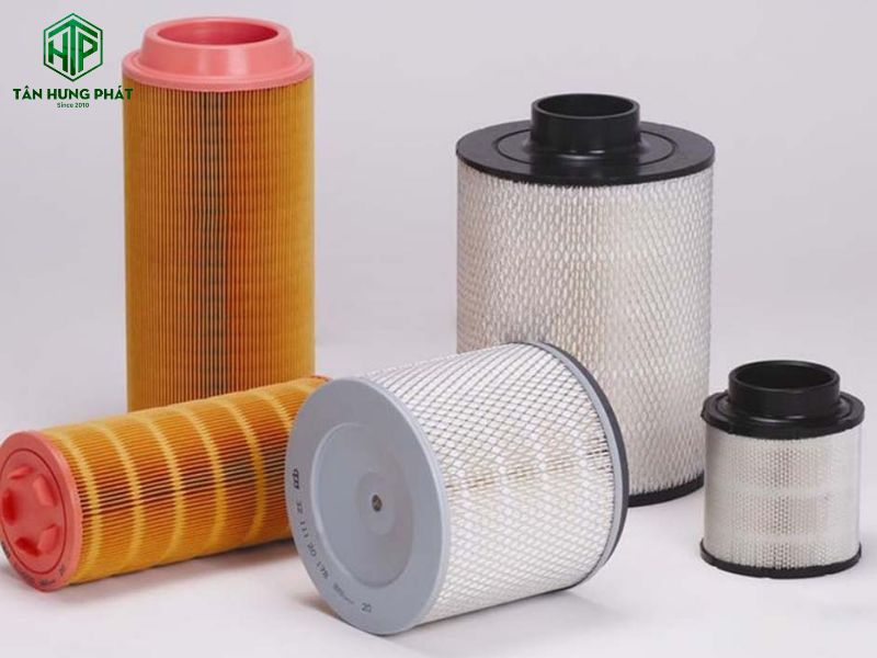 Thay lọc gió máy nén khí định kỳ giúp bảo vệ các bộ phận bên trong, đảm bảo hiệu suất lọc và tránh hỏng hóc