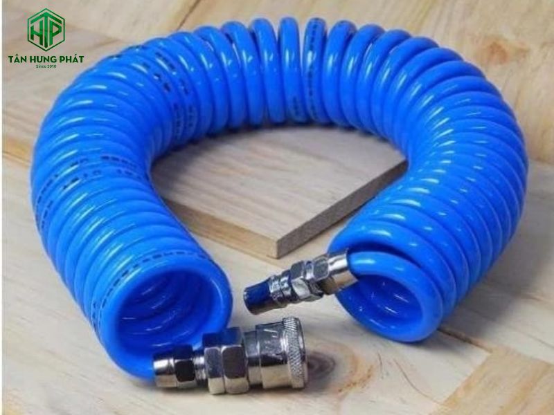 Ống hơi được thiết kế chuyên biệt để dẫn khí nén từ máy nén khí đến các thiết bị sử dụng khí nén
